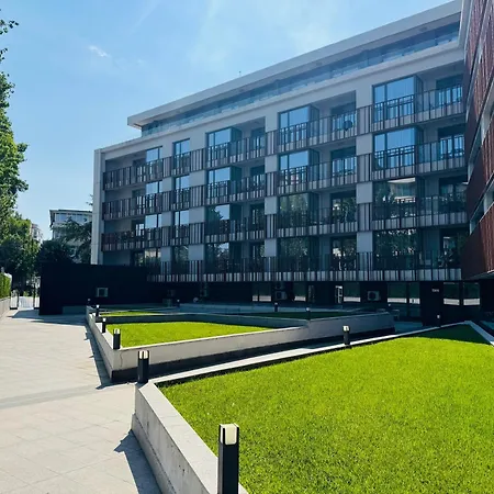 Paradiso B 411 Large Sea View *