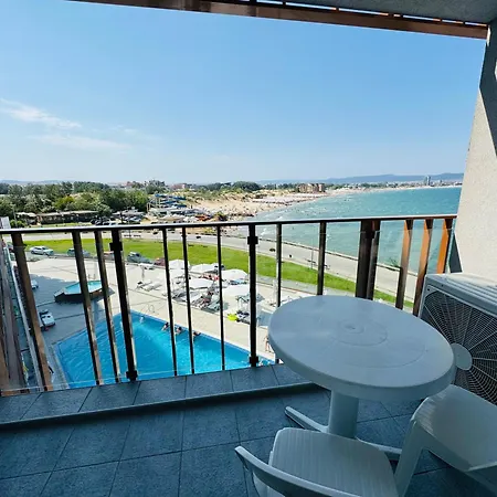 Paradiso B 411 Large Sea View Daire *