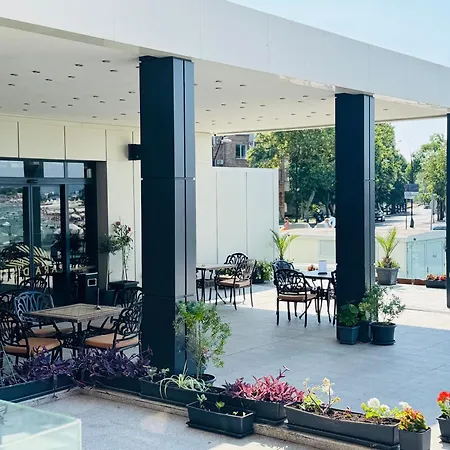 Paradiso B 411 Large Sea View Daire