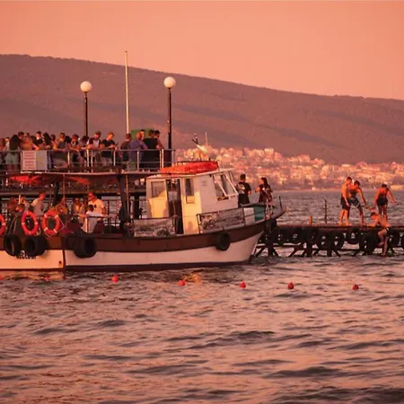 Paradiso B 411 Large Sea View Daire Misivri